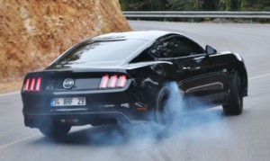 2016-ford-mustang-gt