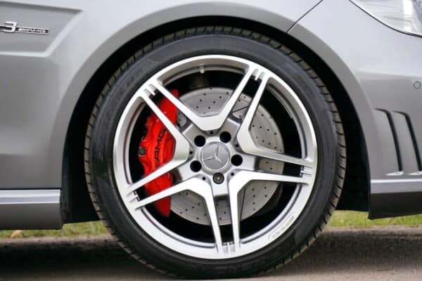 what-are-alloy-wheels