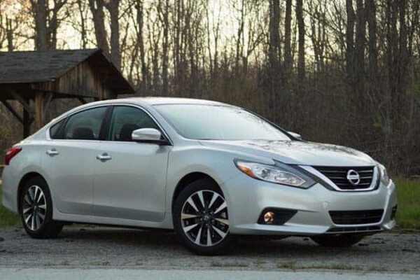 2018-nissan-altima-review
